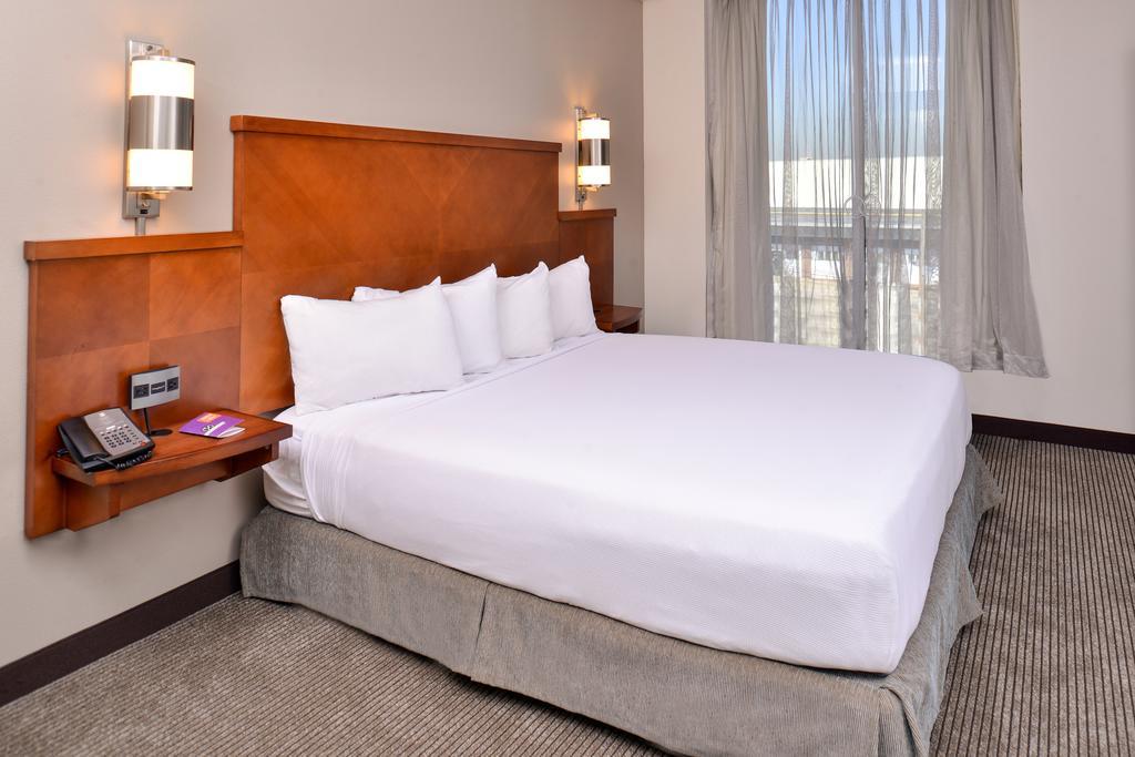 Hyatt Place גרדן סיטי מראה חיצוני תמונה